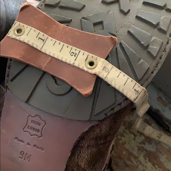 Barney’s NY lace-up Boots - Picture 7 of 9